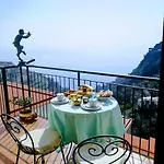 Bed & Breakfast Domus Gaia 3*