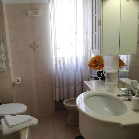 Bed & Breakfast Domus Gaia Amalfi